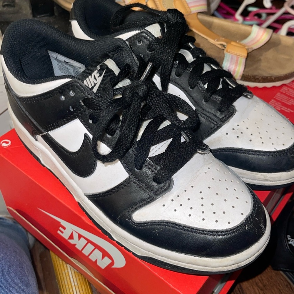 Nike Dunks-Pandas